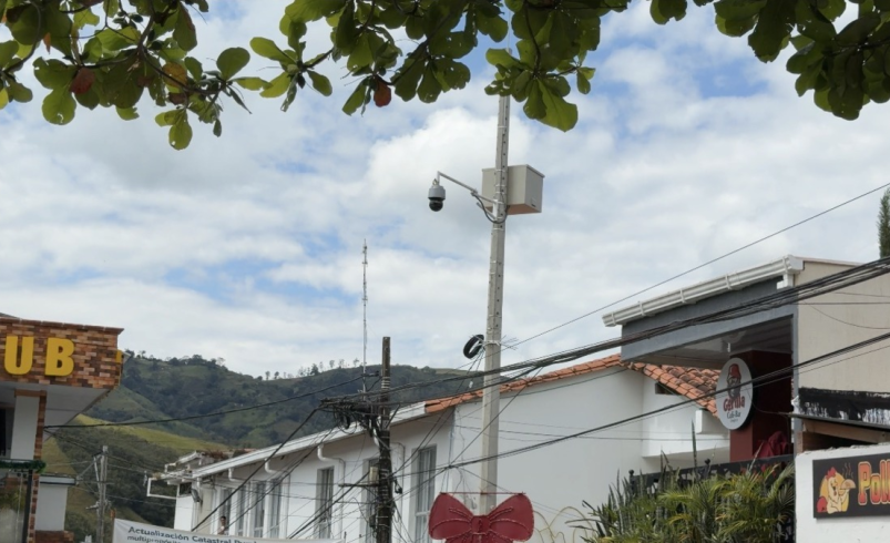 Cámaras de vigilancia privadas se suman al Nodo de Seguridad de Sucursales

 – Ojo critico