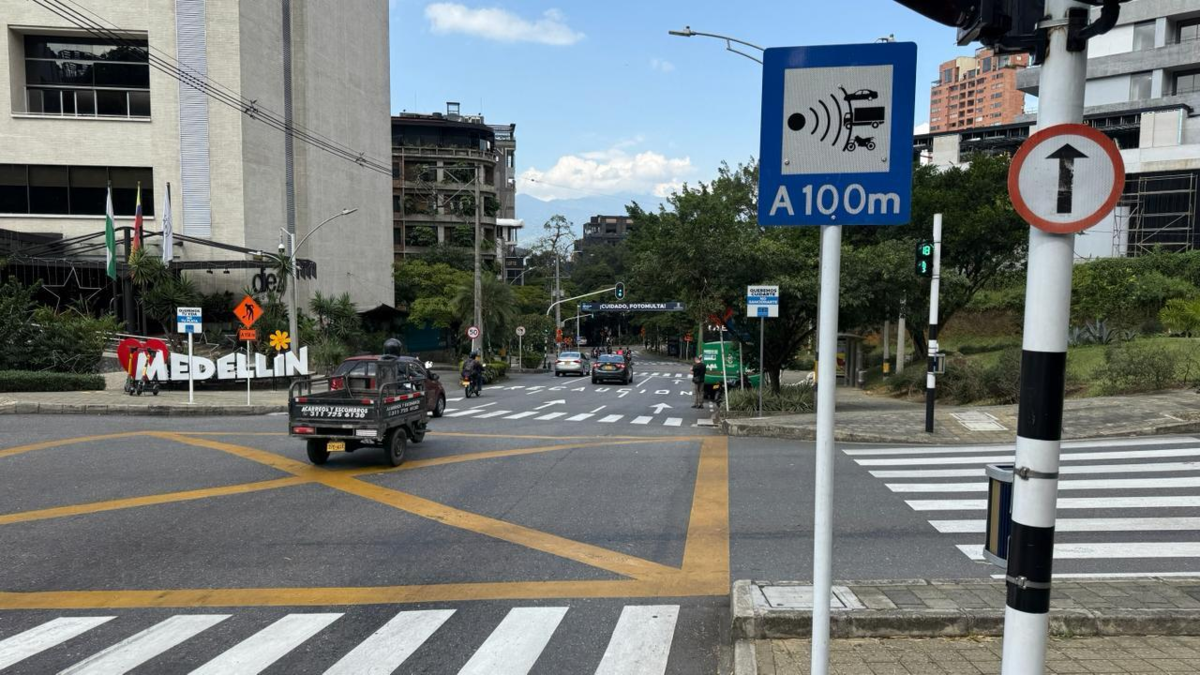 Nuevo modelo de cámara en Medellín redujo hasta un 29% el número de llamadas electrónicas en las primeras semanas

 – Ojo critico