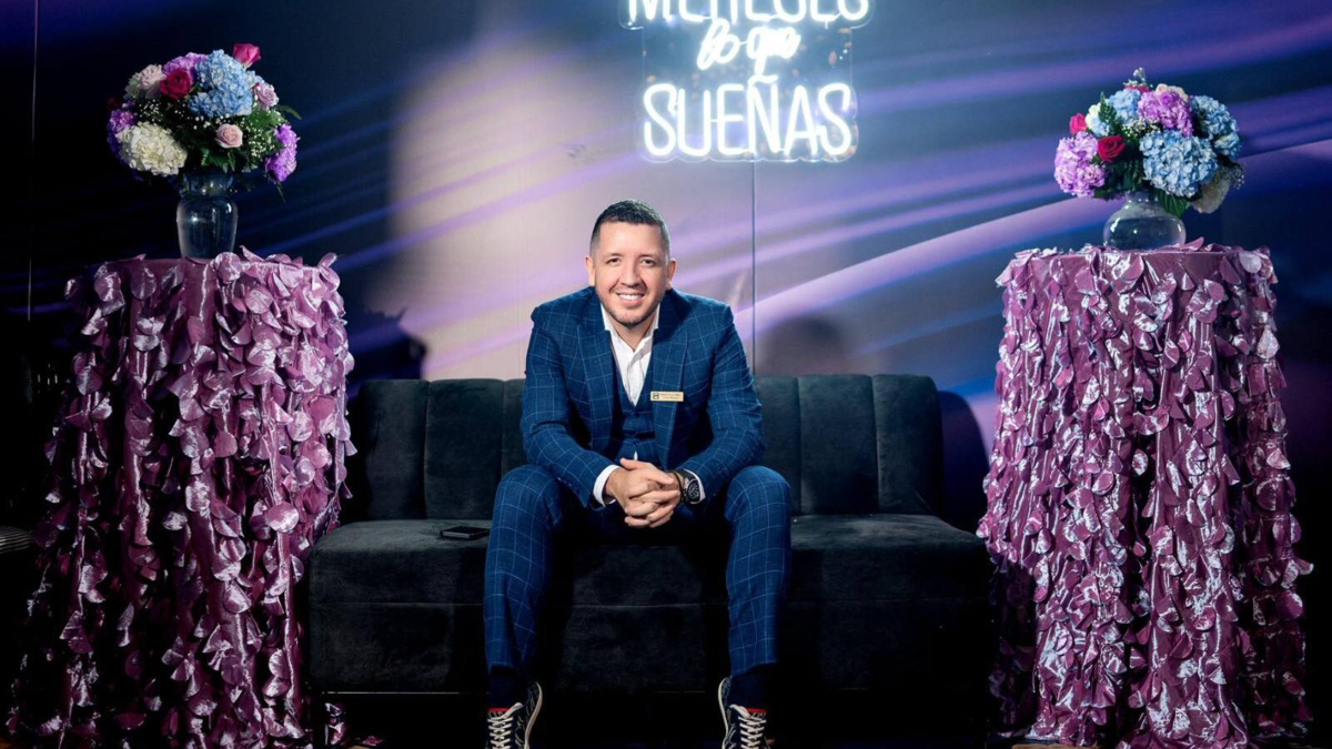 El dolor de Astuvalle tras el asesinato de Diego Fernando Mazabela

 – Ojo critico