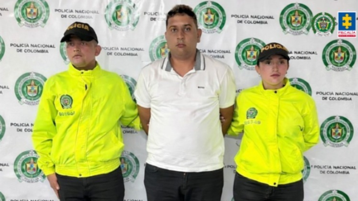 Estos fueron operativos para capturar a cuatro delincuentes para su extradición por vínculos con el ELN y el «clan del Golfo»

 – Ojo critico