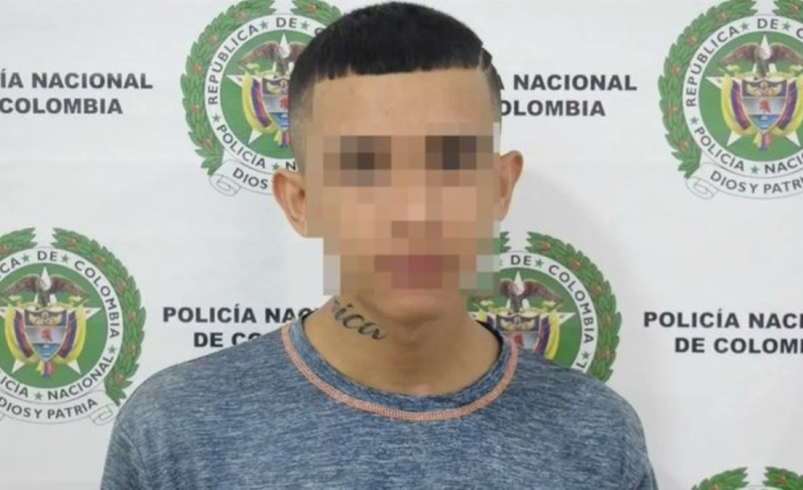 La policía lo identifica como un asesino a sueldo

 – Ojo critico