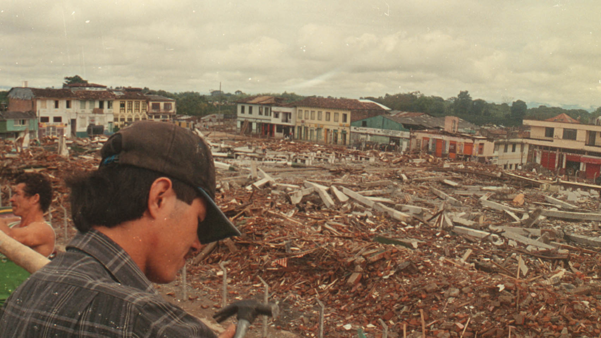 Así vivimos a pocas horas del terremoto que devastó Armenia en 1999

 – Ojo critico