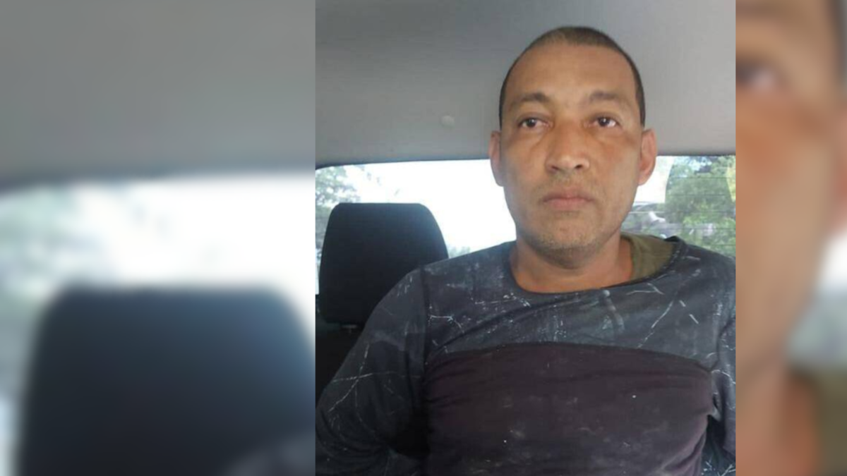 Alis «5-7», líder del «Clan del Golfo», condenado a 24 años de prisión por ordenar 30 asesinatos en Magdalena, Cesare y La Guajira

 – Ojo critico