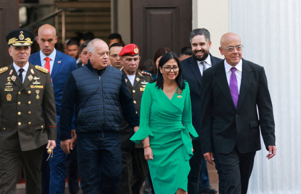 Petro y Delcy Rodríguez se reunirán cara a cara en Bogotá para buscar una salida a la crisis venezolana

 – Ojo critico