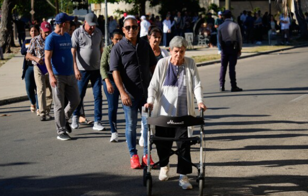 Impacto de la inmigración: Brasil, Colombia, Cuba y otros países latinoamericanos afectados por la suspensión de visas estadounidenses

 – Ojo critico