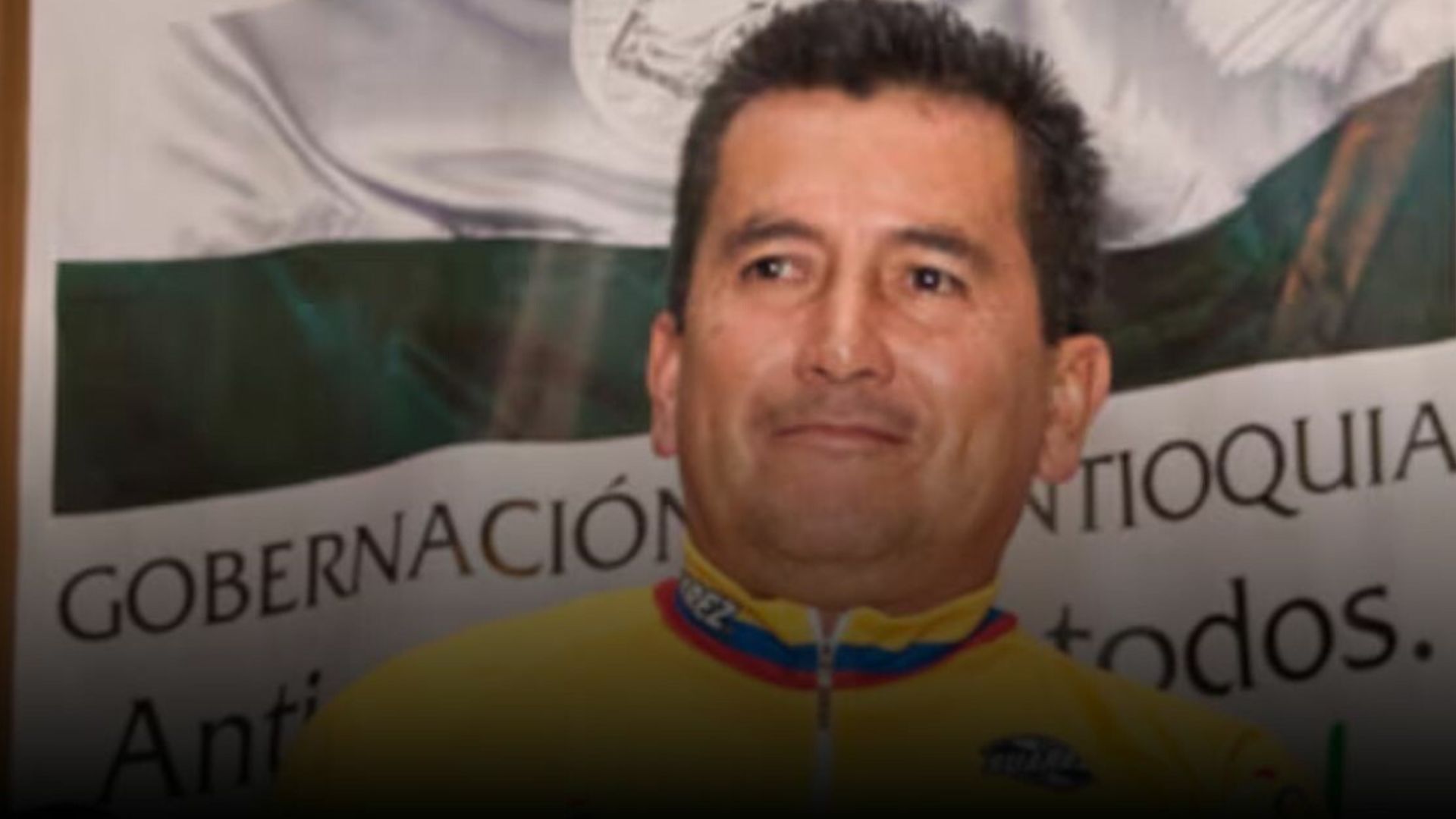 La Fiscalía abrió una investigación contra el exciclista Lucho Herrera y su hermano

 – Ojo critico