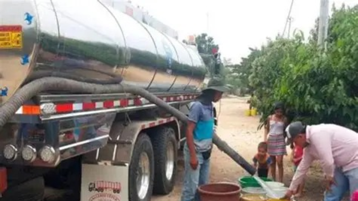 Ya hay escasez de agua en seis municipios y el municipio suministra el líquido mediante camiones cisterna.

 – Ojo critico
