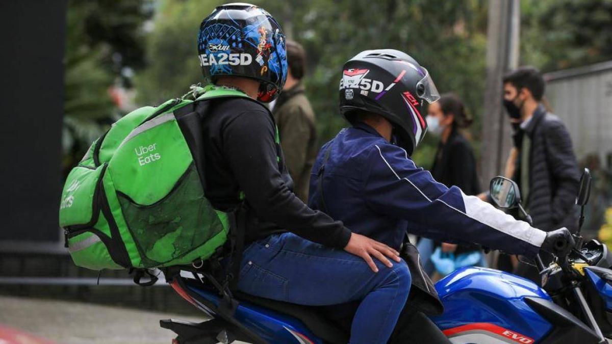 Barranquilla mantiene prohibición de asados ​​para hombres en sectores prioritarios de la ciudad

 – Ojo critico