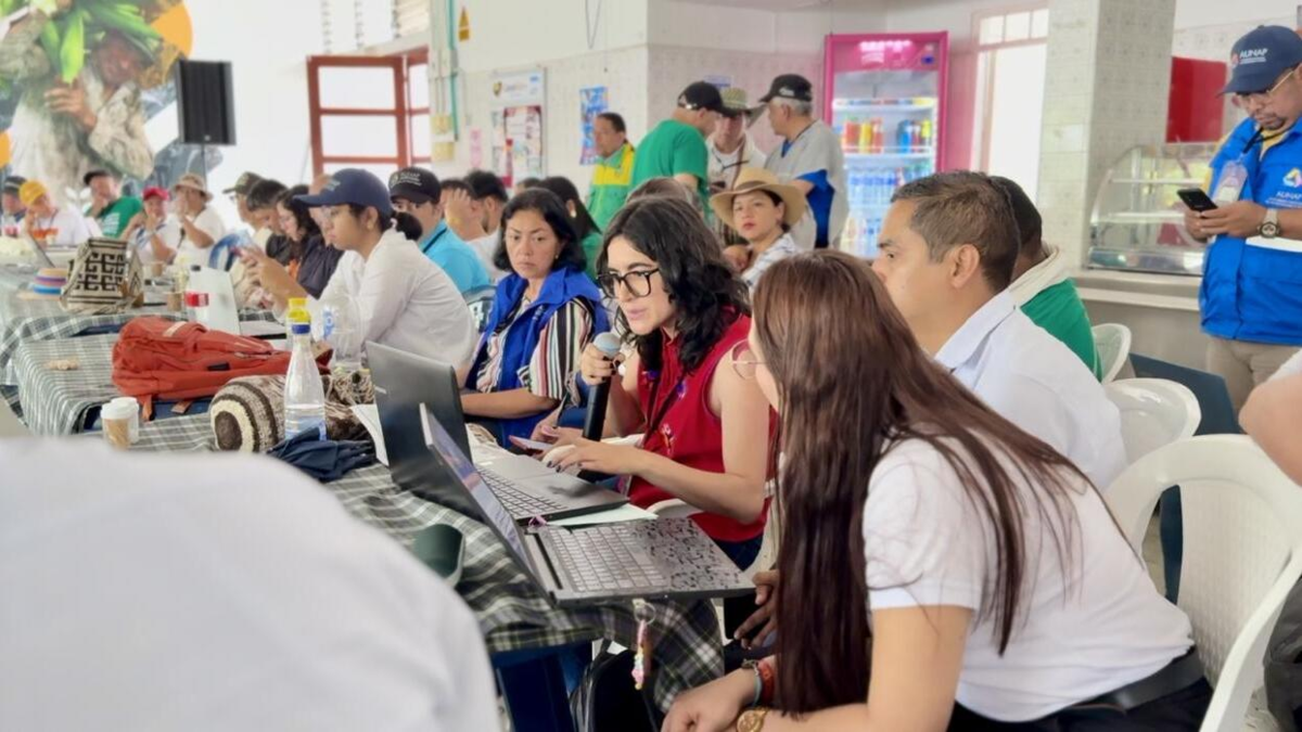 «No habrá paz sin reforma agraria, no habrá paz sin devolución de tierras» – Aura Bolívar, subdirectora de la URT

 – Ojo critico