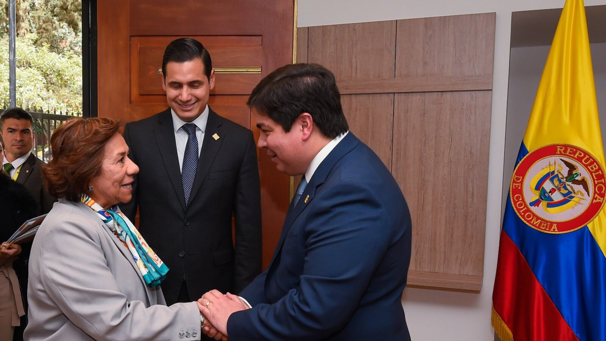 Transportistas y gremios se preparan para movilizarse entre Ipiales y Rumichaca por la compleja situación comercial

 – Ojo critico