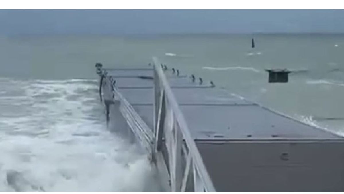 Fuerza del viento y olas de hasta cuatro metros azotaron el muelle de Playa Blanca en la isla de Barú, inaugurado hace unos días

 – Ojo critico