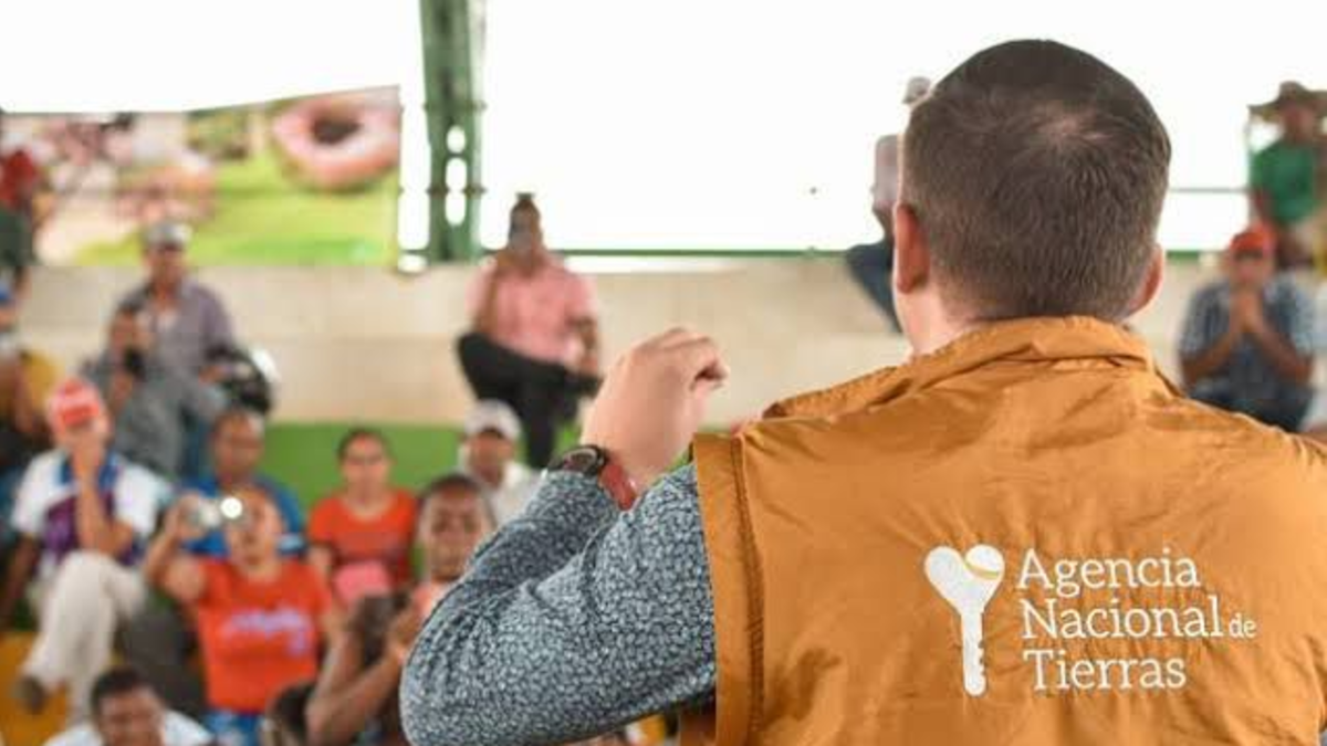 Mafias de procesamiento defraudarían a comunidades étnicas en 25 departamentos al hacerse pasar por funcionarios de la ANT para hacer acusaciones ilegales

 – Ojo critico