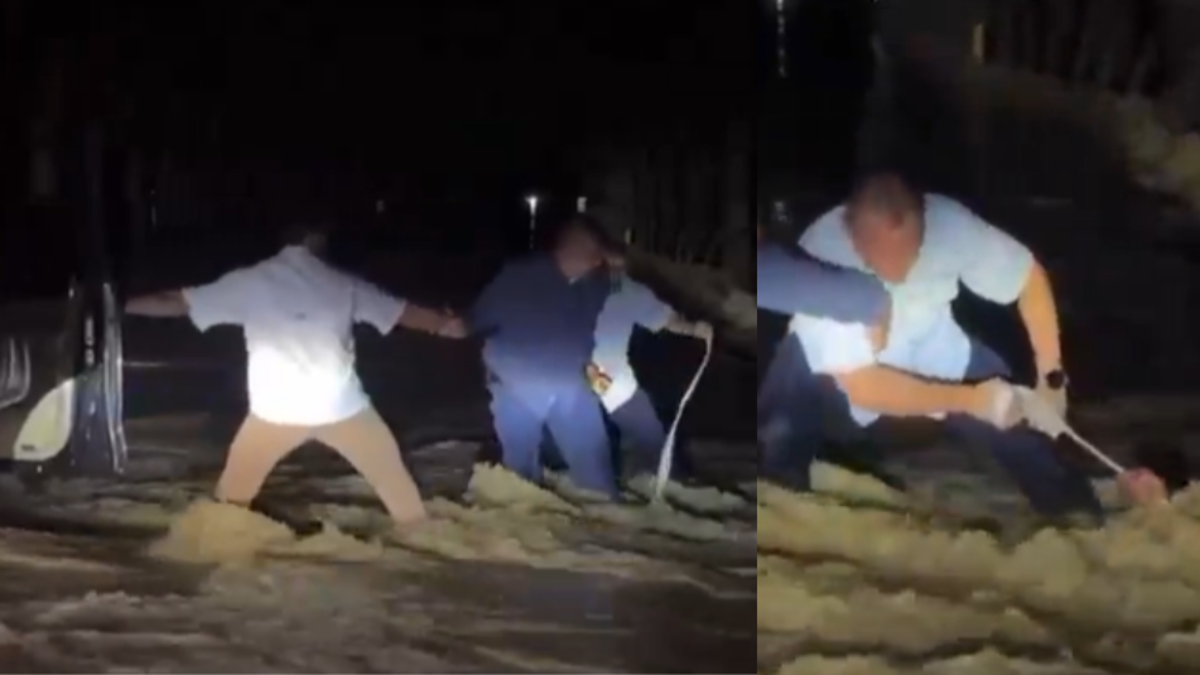 El gobernador de Córdoba rescató a un motociclista arrastrado por la corriente tras la crecida del río: «Déjala que te doy una»

 – Ojo critico