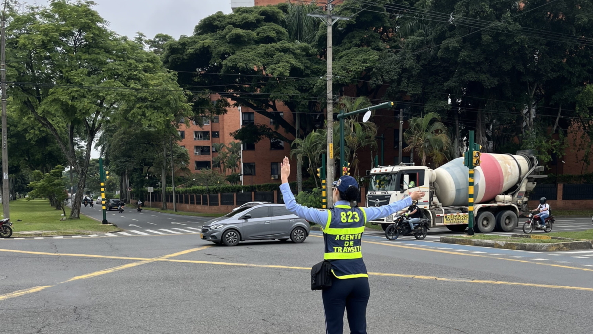 Así es el “Plan Ola Verde”, iniciativa que busca agilizar el tránsito en horas pico y se implementará el 9 de febrero en Cali

 – Ojo critico