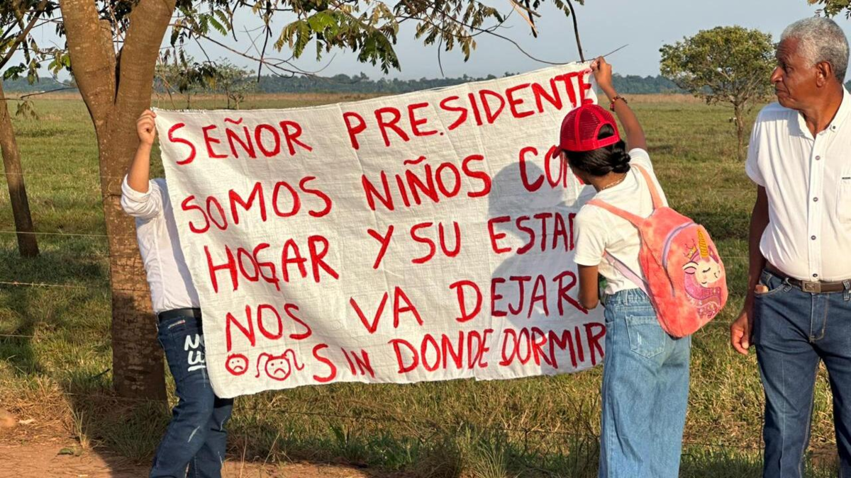 Más de 3.000 personas estarían en riesgo de ser desalojadas. habitantes

 – Ojo critico