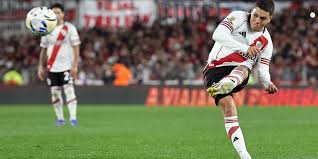 Juanfer Quintero y su impresionante nivel con River Plate 

 – Ojo critico