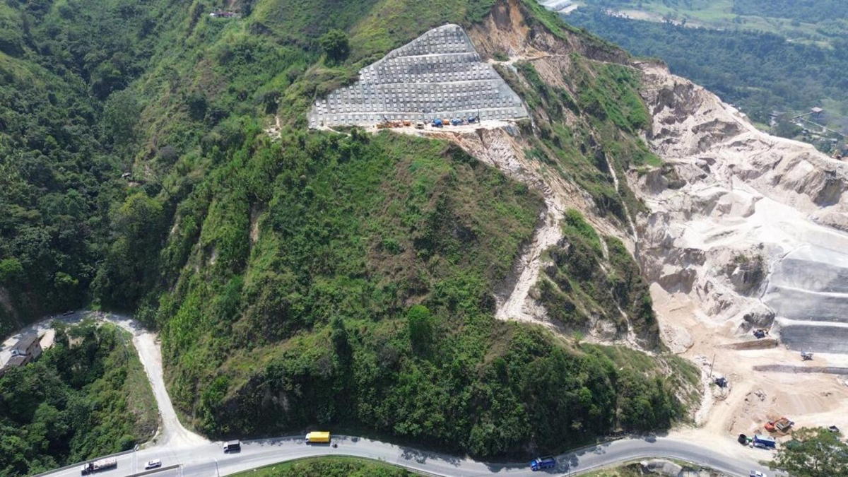 La lucha por cerrar Las Arenaras divide a transportistas y alcaldes

 – Ojo critico