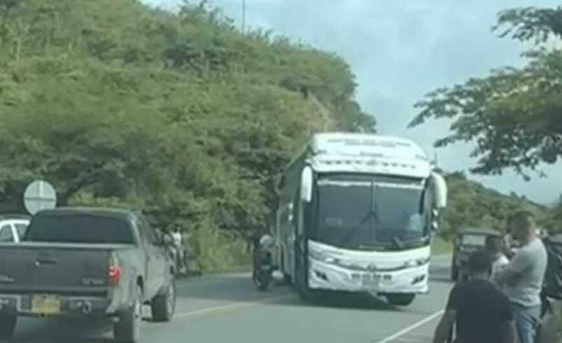 Pelea en la Carretera Panamericana, en el cruce de Popayán y Pasto, luego del robo de una camioneta; Persiste la preocupación por la seguridad vial

 – Ojo critico