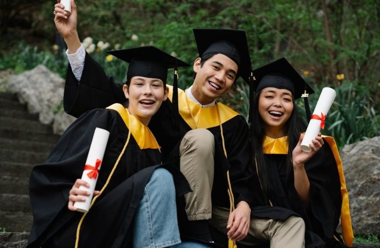 La IA se ha consolidado en los MBA online: el 82% de las instituciones ya la están integrando en sus programas

 – Ojo critico