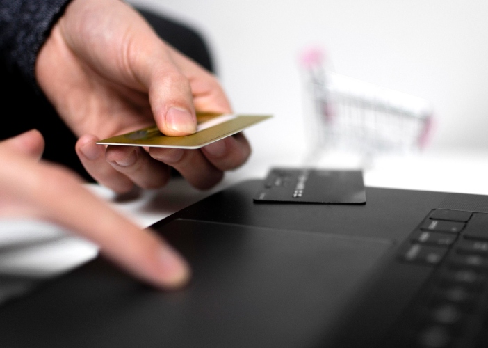 El fraude bancario está aumentando no debido a delincuentes más inteligentes, sino a instituciones muy conservadoras.

 – Ojo critico