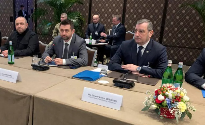 Nueva ronda de negociaciones entre estados unidos, rusia y ucrania intenta detener la guerra

 – Ojo critico