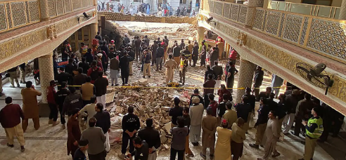 Pakistán de luto tras el atentado suicida en la mezquita de Islamabad

 – Ojo critico