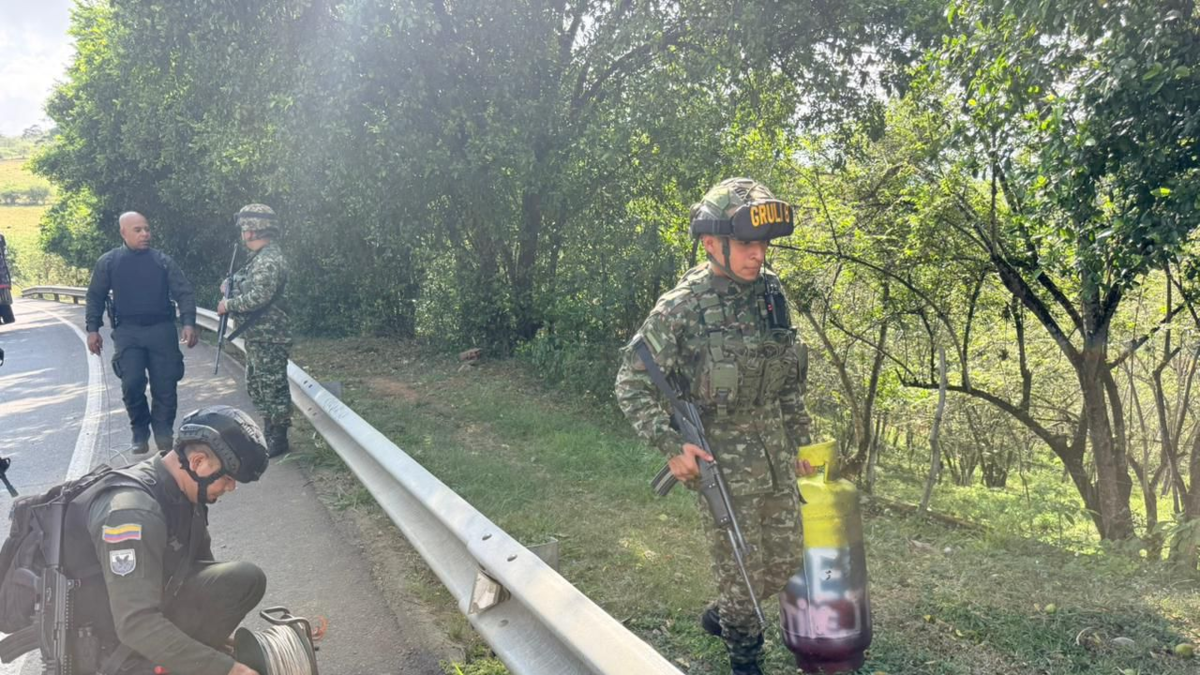 De esta manera, las Fuerzas Armadas impidieron los ataques

 – Ojo critico