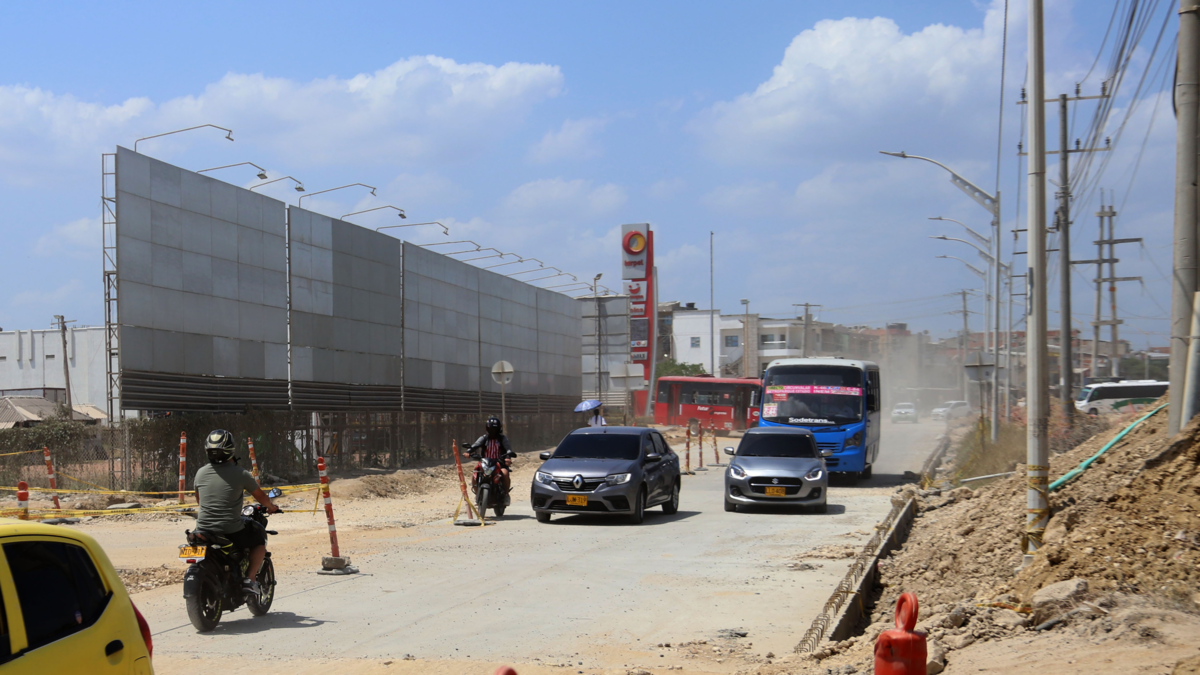 Así avanza la pavimentación de la Circunvalar en Soledad: después de años de retrasos y reclamos ciudadanos, la obra ya tiene más del 40% de avance

 – Ojo critico