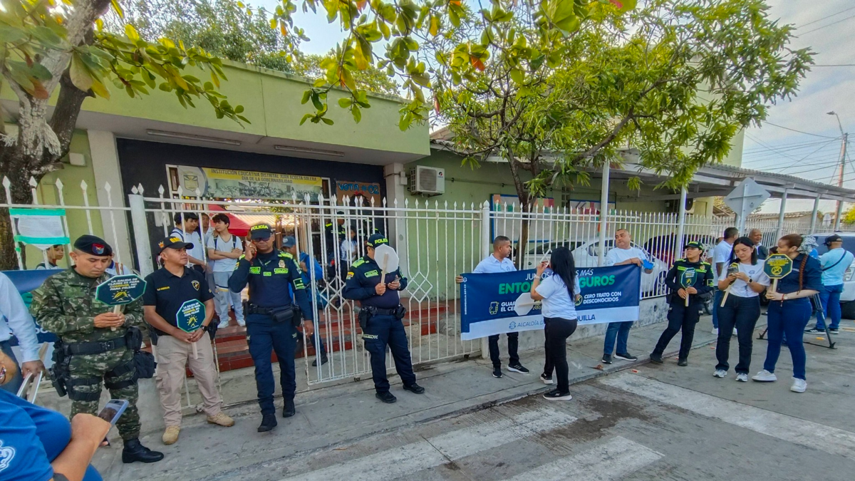 Preocupaciones por llamadas forzadas y presión sobre profesores en escuelas del suroeste de la ciudad.

 – Ojo critico