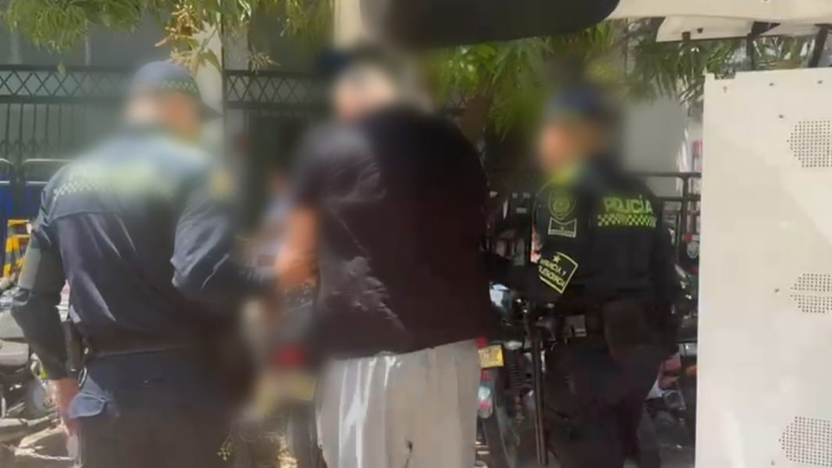 uno de ellos era extranjero

 – Ojo critico