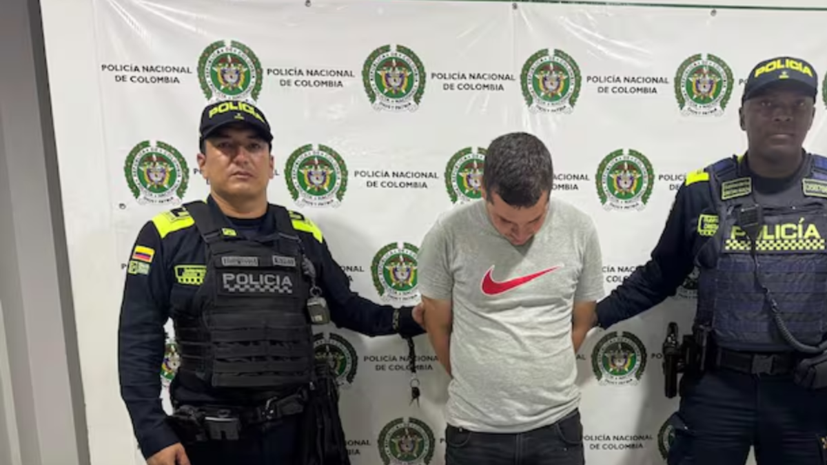 Andrés Salazar, uno de los estafadores millonarios digitales más buscados bajo alerta de Interpol, fue capturado en Cali

 – Ojo critico