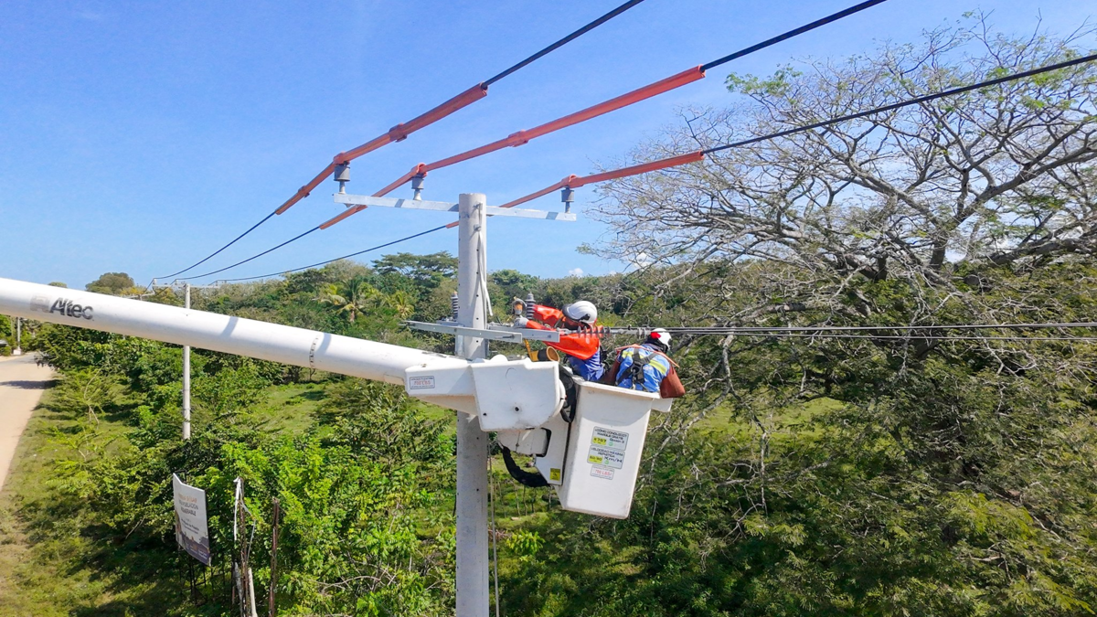 Reservas mínimas, riesgos de El Niño y retrasos en proyectos amenazan la seguridad eléctrica

 – Ojo critico