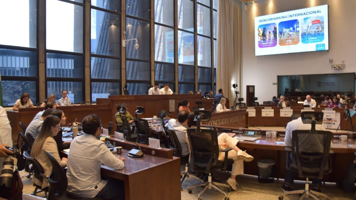 Análisis del Plan de Desarrollo del Concejo de Medellín de Federico Gutiérrez para 2025

 – Ojo critico