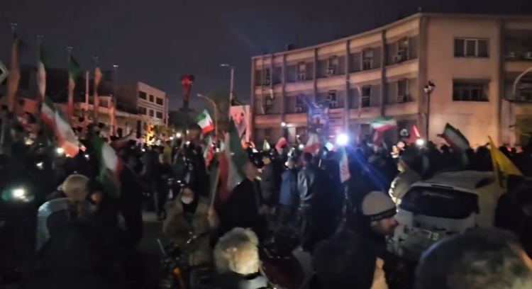 Los apagones tras los atentados provocan nuevas protestas en Irán

 – Ojo critico