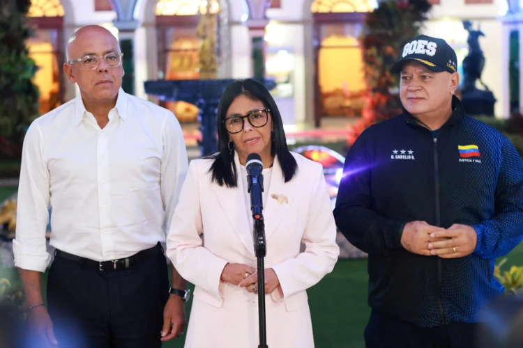 El Pacto Trump-Rodríguez: ¿Petróleo y estabilidad a cambio de democracia?

 – Ojo critico