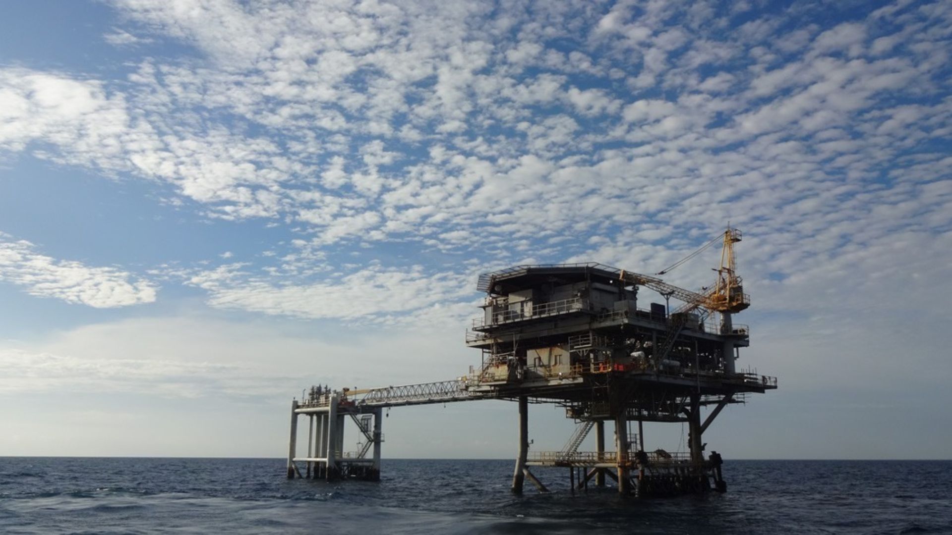 El gobierno confirma el descubrimiento de gas natural en el mar

 – Ojo critico