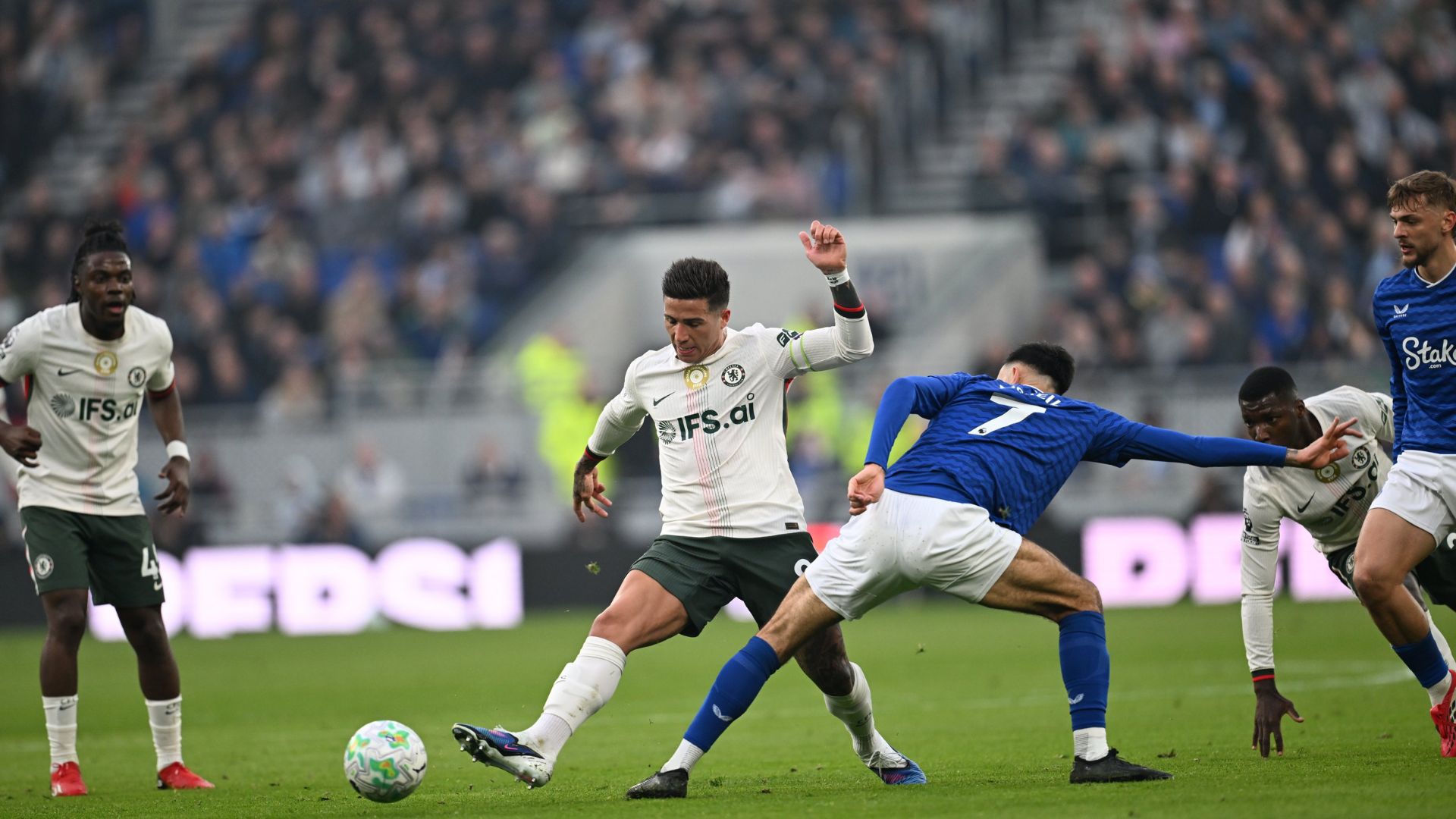 Caída de Liverpool y Chelsea en la Premier

 – Ojo critico