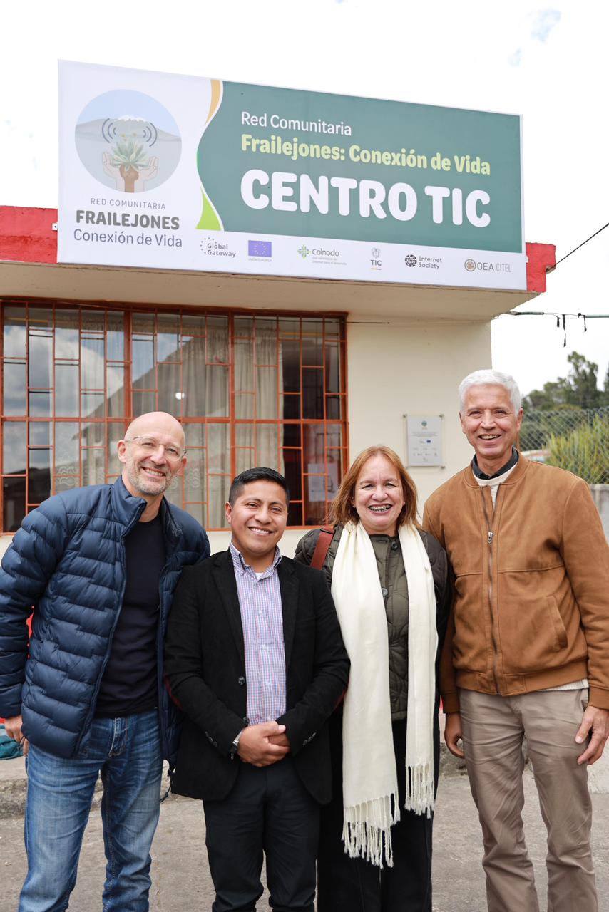 Una red comunitaria conecta hogares rurales en el territorio indígena del sur de Nariño, brindando oportunidades educativas, económicas y sociales a familias aisladas.

 – Ojo critico