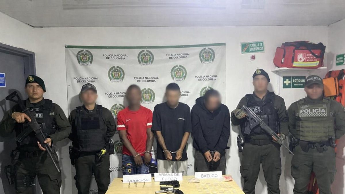 La acusan de secuestro, asesinato y amenazas con granadas

 – Ojo critico