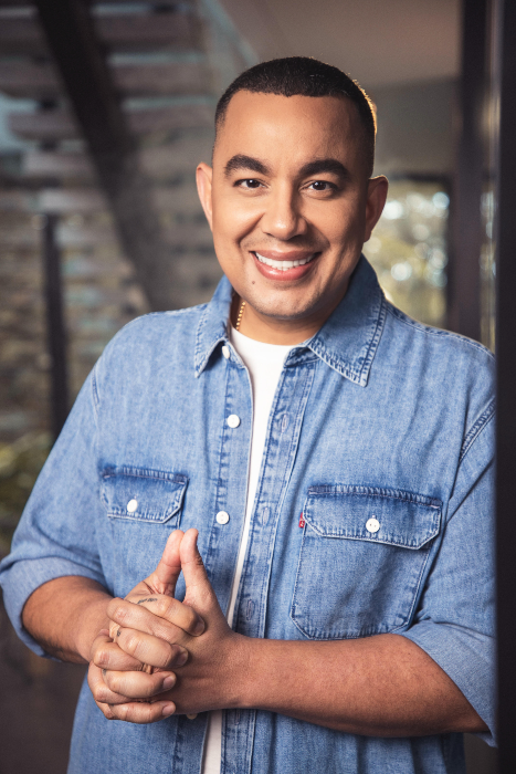 Felipe Peláez estrena “Dominiqueando Mix” junto a Eddy Herrera y Sergio Vargas.

 – Ojo critico