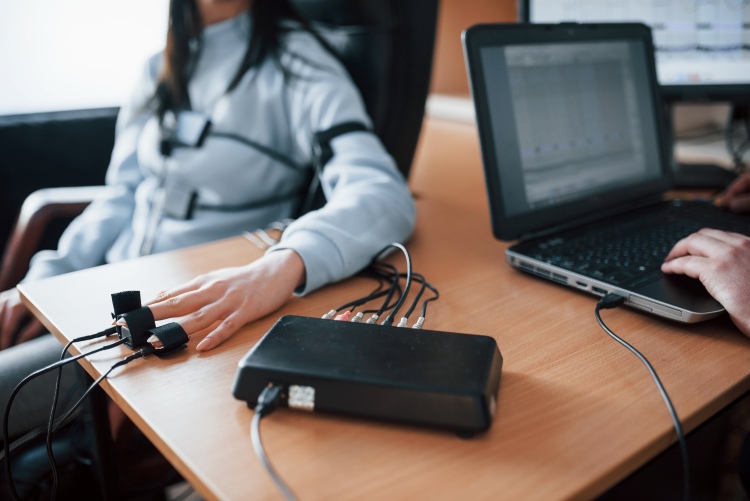 Tecnología de punta y creencias ancestrales: el extraño caso del detector de mentiras

 – Ojo critico