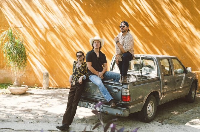 DobleFilo llega a Colombia con “Como Yo”, su nuevo sencillo junto a Pasabordo y Lalo Capetillo

 – Ojo critico