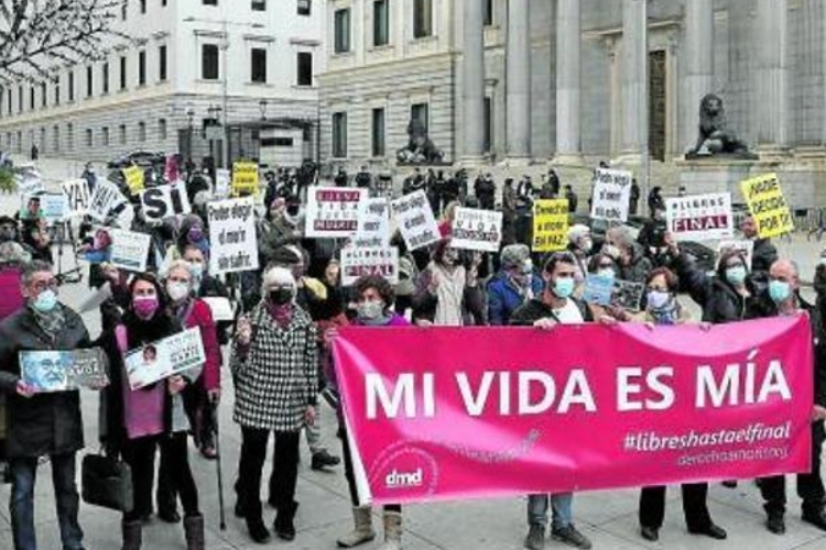 Eutanasia en España: el caso que enfrentó a una joven contra su familia y la justicia

 – Ojo critico