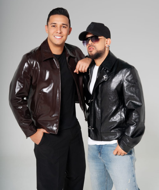 Jhon Mindiola y Yader Romero le dicen a ese amor “me gusta todo de ti”

 – Ojo critico