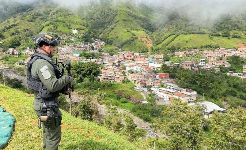 Ejército Nacional reporta combates con integrantes del frente disidente 36 en Briceño, Antioquia; hay tres soldados heridos

 – Ojo critico