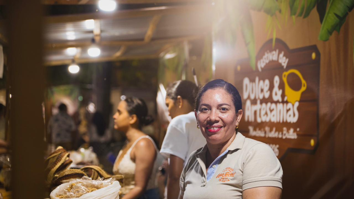 Mujeres afectadas por la inundación en Córdoba son las heroínas de la Fiesta de los Dulces, que se realiza en Montería durante la Semana Santa

 – Ojo critico