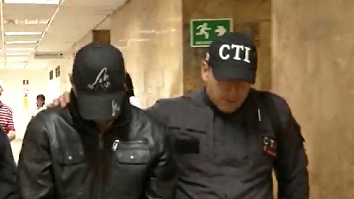 Exmilitar Richard Antonio Pérez es condenado por tortura en Medellín

 – Ojo critico