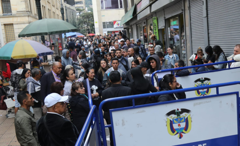 Hay largas colas y miles de quejas de los ciudadanos

 – Ojo critico