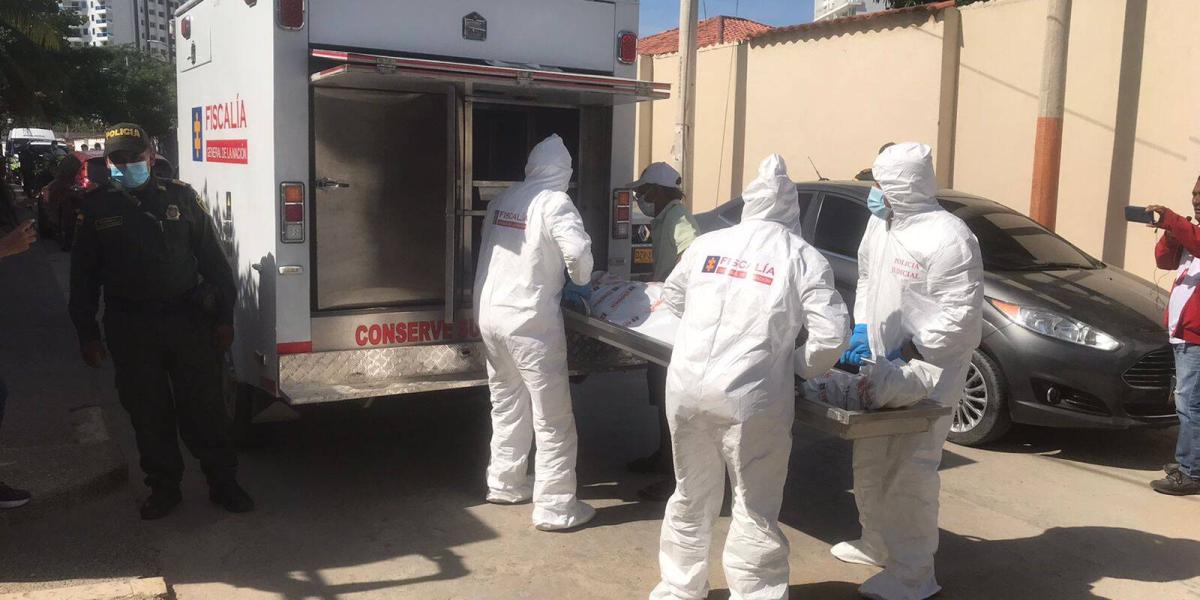 Las autoridades están tratando de continuar la investigación después de que se retire el cuerpo. Estuvieron presentes delegados del CTI.