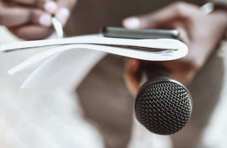 Rusia y la desinformación en Colombia: cómo funcionaría la red de reclutamiento digital

 – Ojo critico